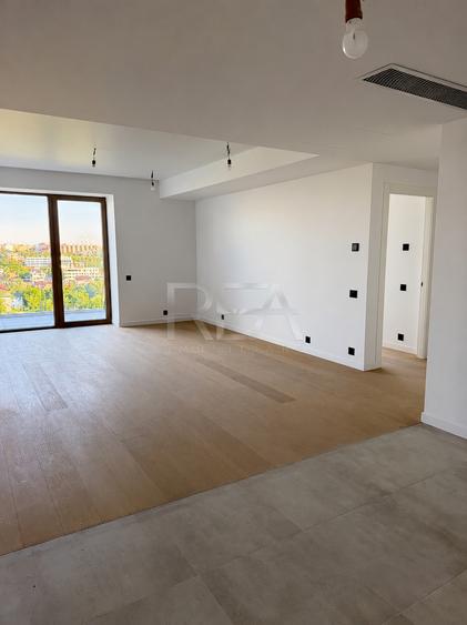 2 camere Floreasca decomandat, et.6, an 2026, metrou, 71 mp