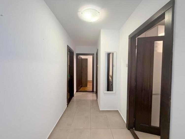 Apartament 2 camere, etaj 1, zona Medicina, renovat complet, mobilat