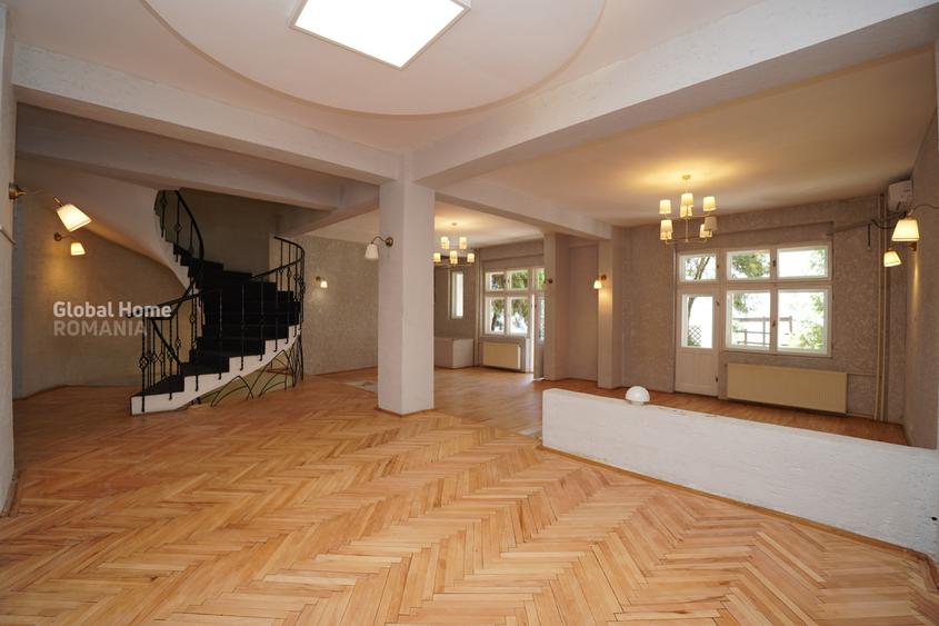 Vilă 12 Camere | 520 MP Utili | Curte | D+P+2 | Ideal Birouri / Clinică