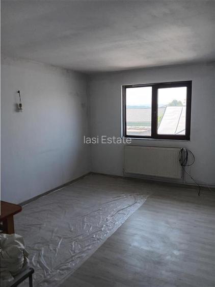 Lunca Cetatui Vila P+ E su=193mp centura iasi pot locui doua familii