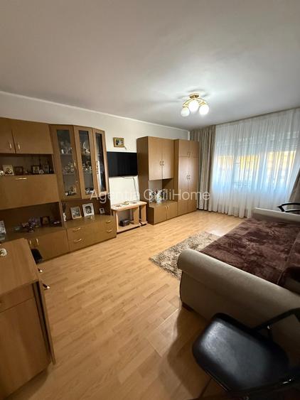APARTAMENT 2 CAMERE DE VANZARE I. C. Frimu Etaj 4