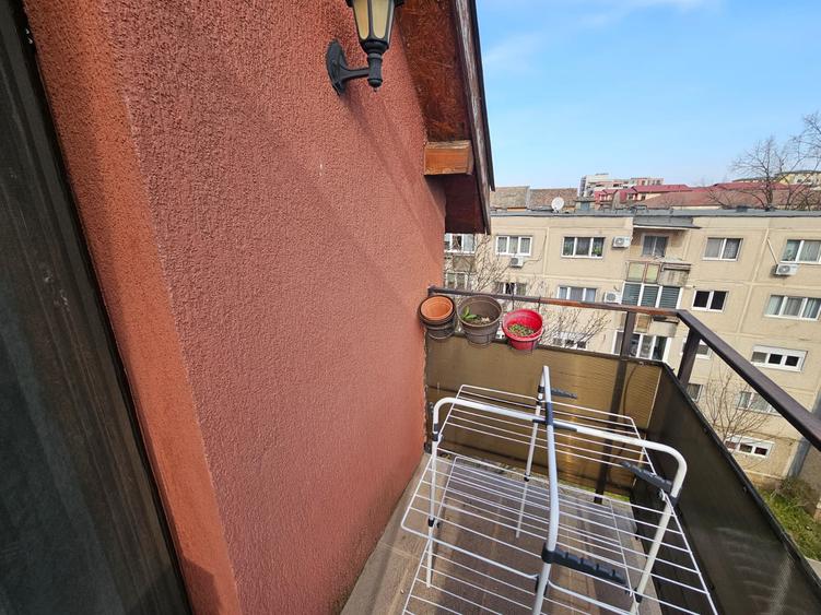 Apartament 3 camere, etajul 5, Mansardă, Aradului, mobilat și utilat, comision 0