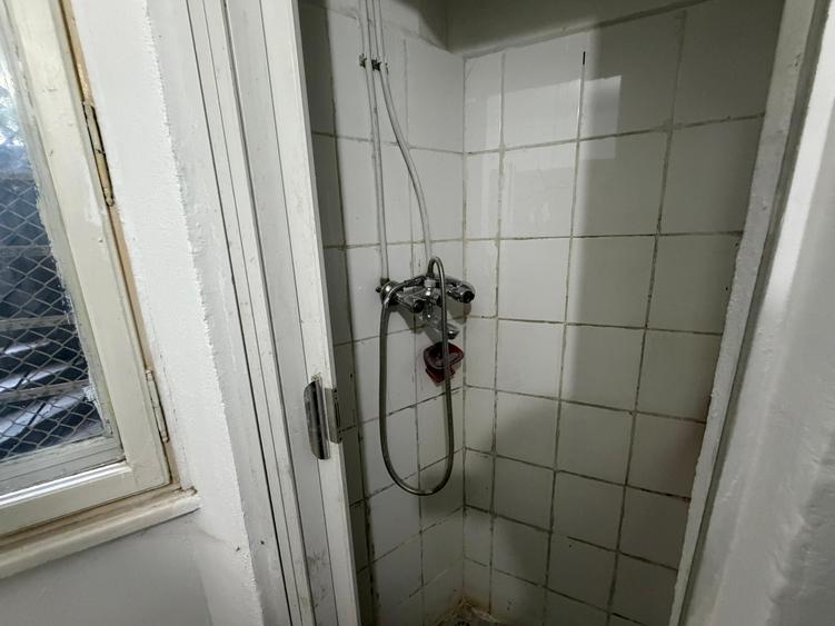 Apartament Boem cu 2 Camere | Calea Victoriei – Piața Amzei | Clădire Istorică