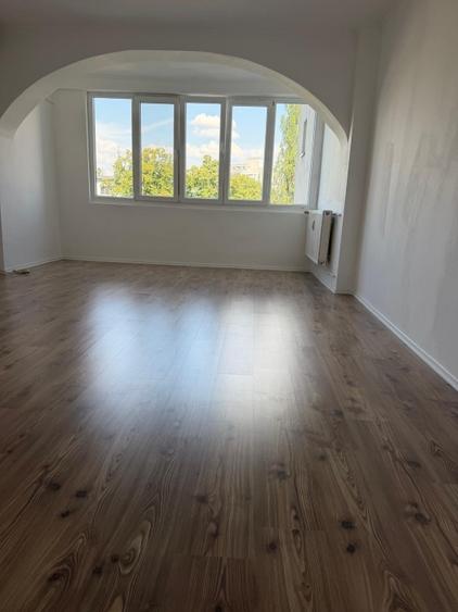 Vând urgent apartament 2 camere ,recent renovat
