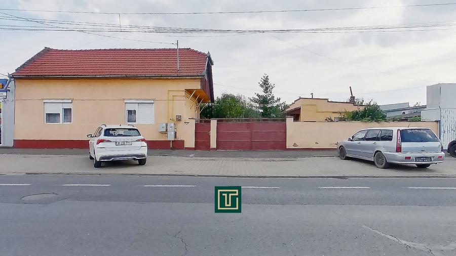 Teren pentru expunere comerciala de 2080 mp cu FS de 32 ml, cu birouri, Micalaca