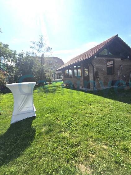 Casa pretabila pentru pensiune sau locuit,ideala pentru familii,Sanmartin, Bihor