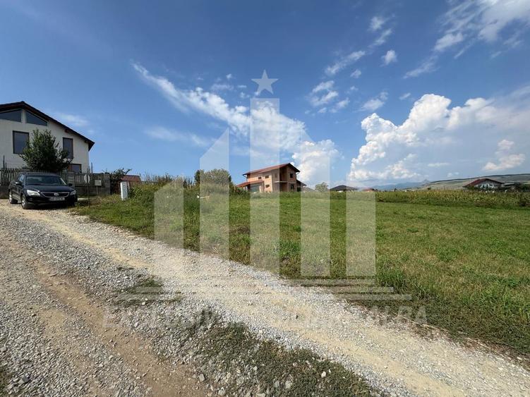 Teren intravilan | De vanzare | 700 mp | 22 ml deschidere | Orizont