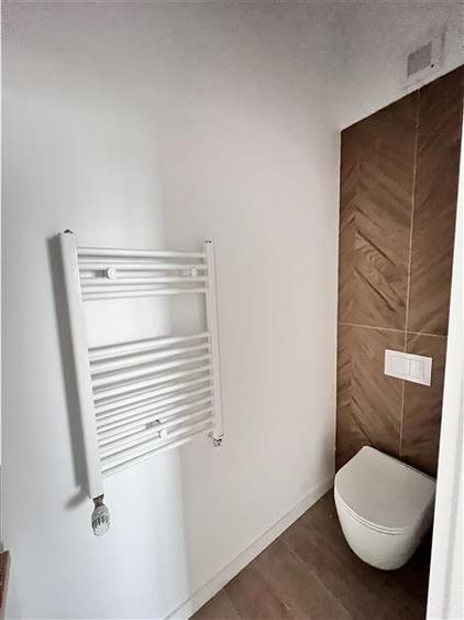 Apartament cu 3 camere decomandate debara si balcon in Sibiu