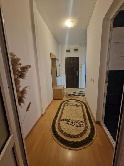 Navodari (Sud)- 2 camere decomandate 54mp, mobilat-utilat, 55.000euro