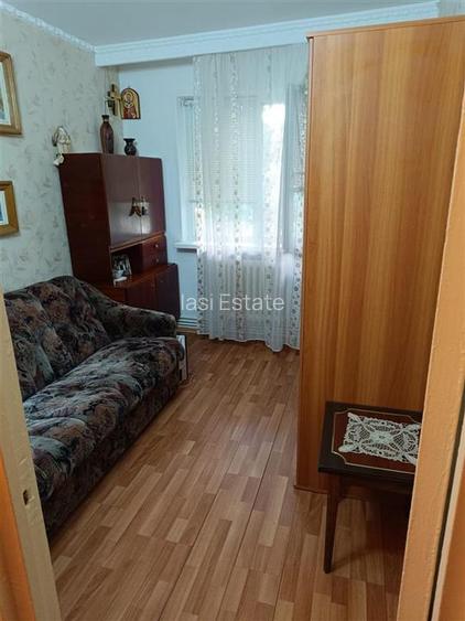 Apartament 3 camere de vanzare in Zimbru - Ideal pentru renovare