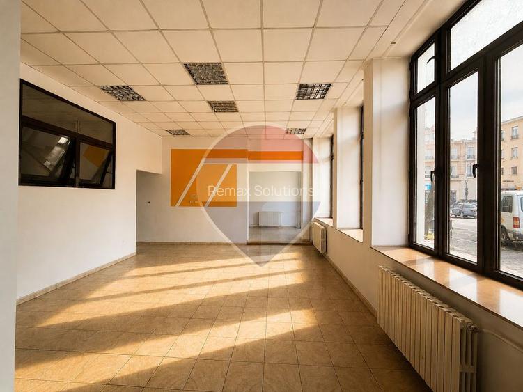 Spațiu de birouri zona centrala - langa primarie - 29