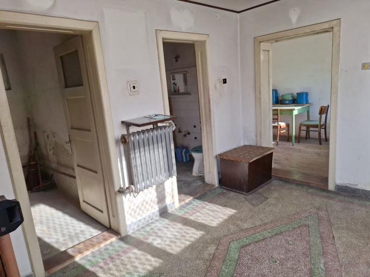 Casa 4 camere libera la vanzare SACELE - TURCHES