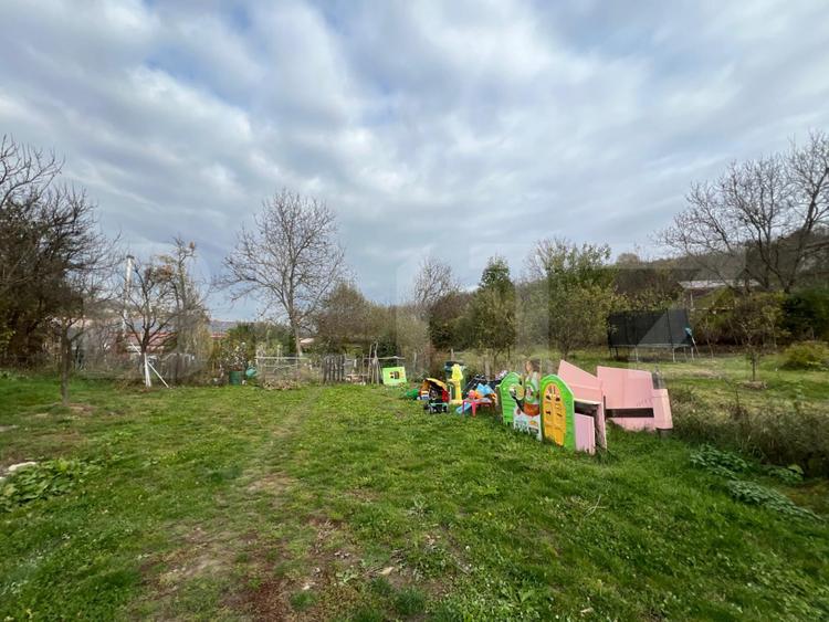 Casă individuală cu 5 camere și teren de 1231 mp în Suceagu!