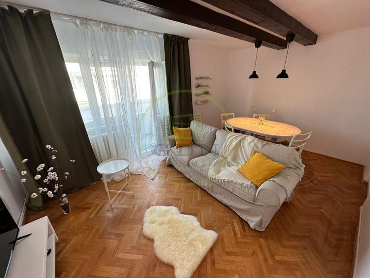Apartament cu 2 camere, decomandat, modern si generos, zona linistita!