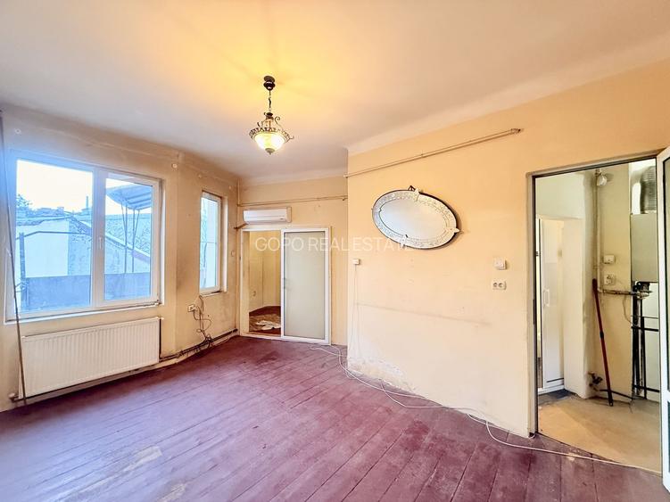 APARTAMENT 67 mp UTILI , 3 CAMERE DECOMANDATE -ZONA CENTRALA - 7
