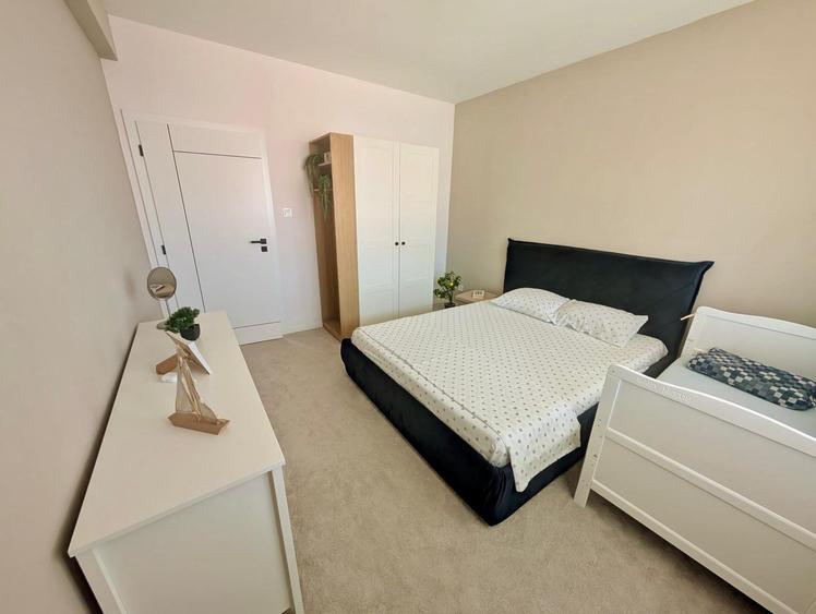 Penthouse 95 mp + terasă 45 mp, pod de 40 mp, 3 dormitoare, Centru