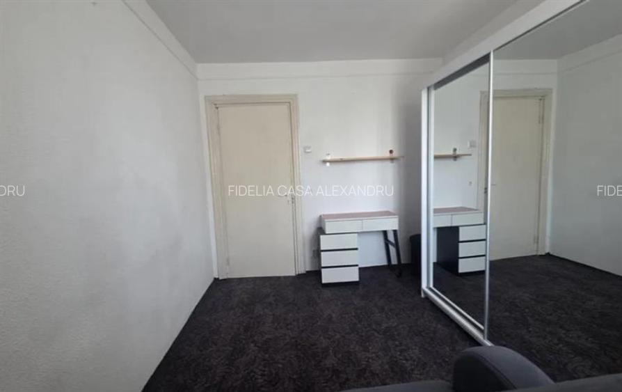 Apartament 2 camere, decomandat - Hala Centrală - 2