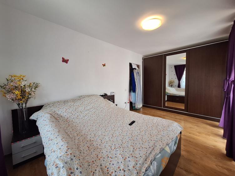 Apartament cu 3 camere, 68 mp, 2 balcoane, zona Parcului Poligon