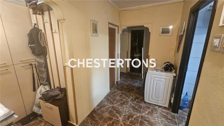 SUPER PRET!!! Apartament 3 camere 2 bai in Drumul Sarii