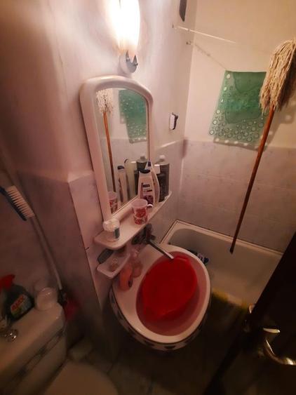 Apartament 3 camere, etajul 3/4, zona Tatarasi