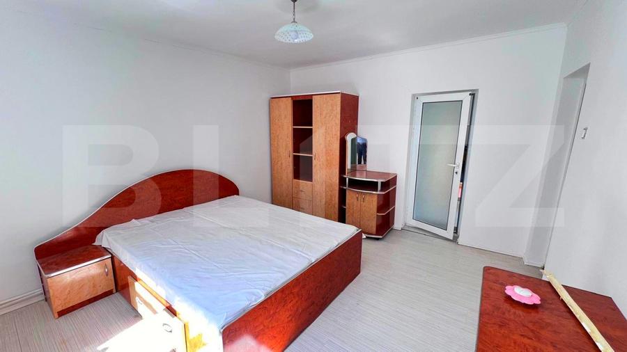 Casa, 3 camere,  100 mp utili, zona Sararie