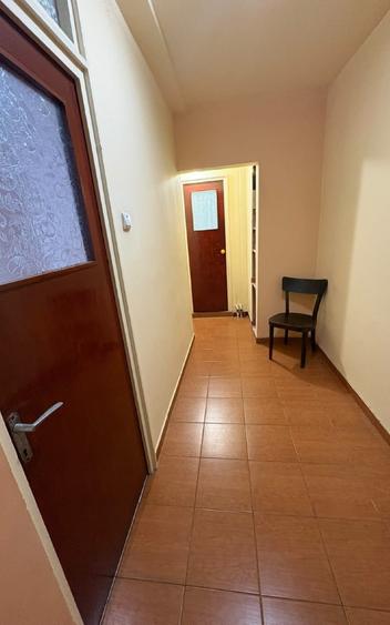Crângași – Piață | 2 Camere Decomandat, Etaj 3/8, Bloc Anvelopat –Ideal Investie