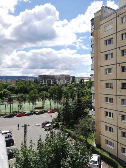 Apartament 2 camere în zona 1 Decembrie - 10