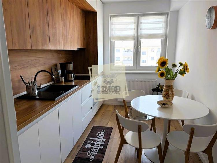 Apartament modern 2 camere balcon|dressing si parcare Selimbar