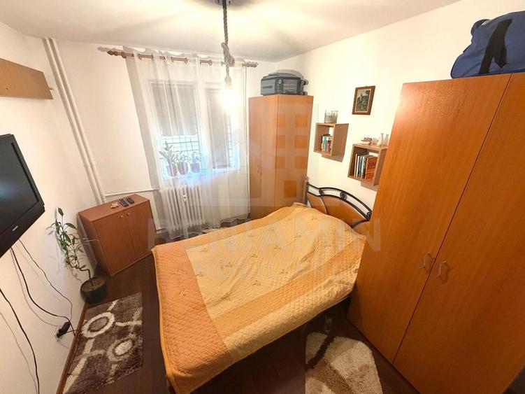 3 camere semidecomandat etaj 3 mobilat utilat - Valea Rosie - 69mp