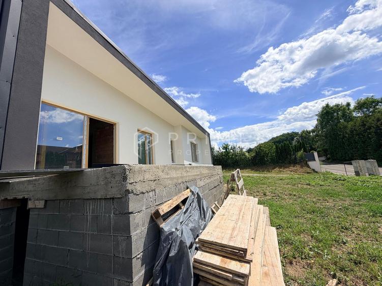 Casă modernă pe un singur nivel | Corunca – Str. Răsăritului