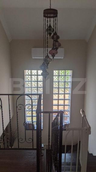 Casa individuala 5 camere, 161 mp utili, 725 mp teren, Dumbravita