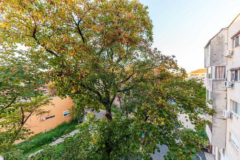 Apartament două camere și balcon, zona piata Mihai Viteazul