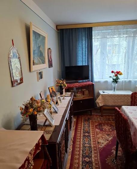Apartament 2 camere decomandat de renovat – Drumul Taberei, zonă liniștită