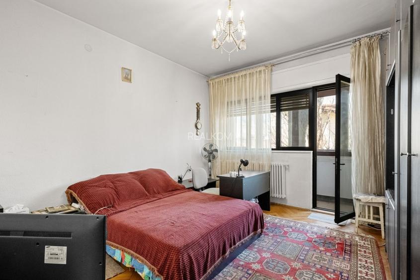 VANZARE VILA 9 CAMERE DACIA- RADU DE LA AFUMATI NR.42 - COMISION 0% - 27