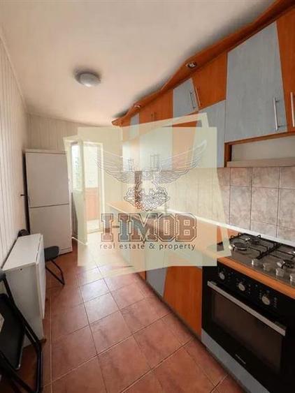Apartament 3 camere cu 2 balcoane zona Mihai Viteazu