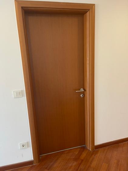 4 camere,3 grupuri sanitare, 2 terase,