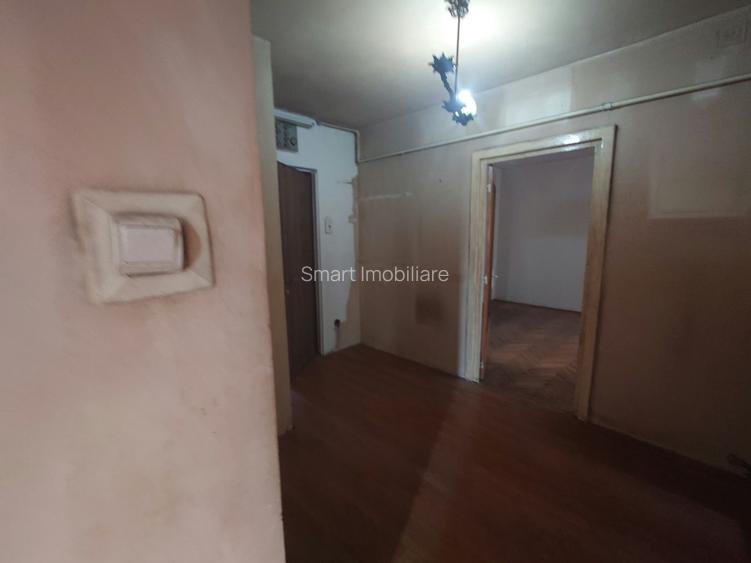 Apartament 3 camere, et. 2, zona Ultracentrala