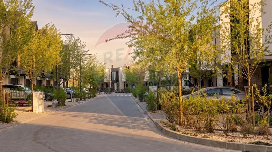 Vilă cu 3 camere in Amber Forest, teren 346 mp