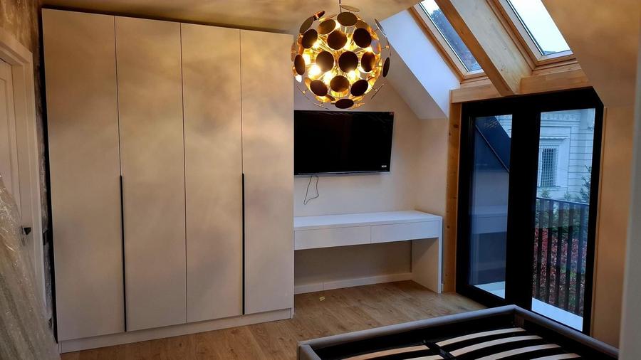 Imobilstar vinde penthouse finisat cu chirias - zona Papiu