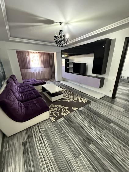 De vânzare apartament 3 camere Cartier Obor 74 mp parter
