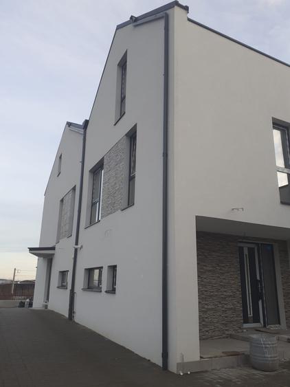 Duplex 7 camere in Europa, teren 260 mp, utili 160 mp
