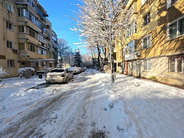 Oportunitate Unică în Centrul Orașului: APARTAMENT CU 3 CAMERE