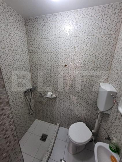 Apartament de 2 camere, 54 mp, 2 bai, 2 terase, garaj, zona Campului