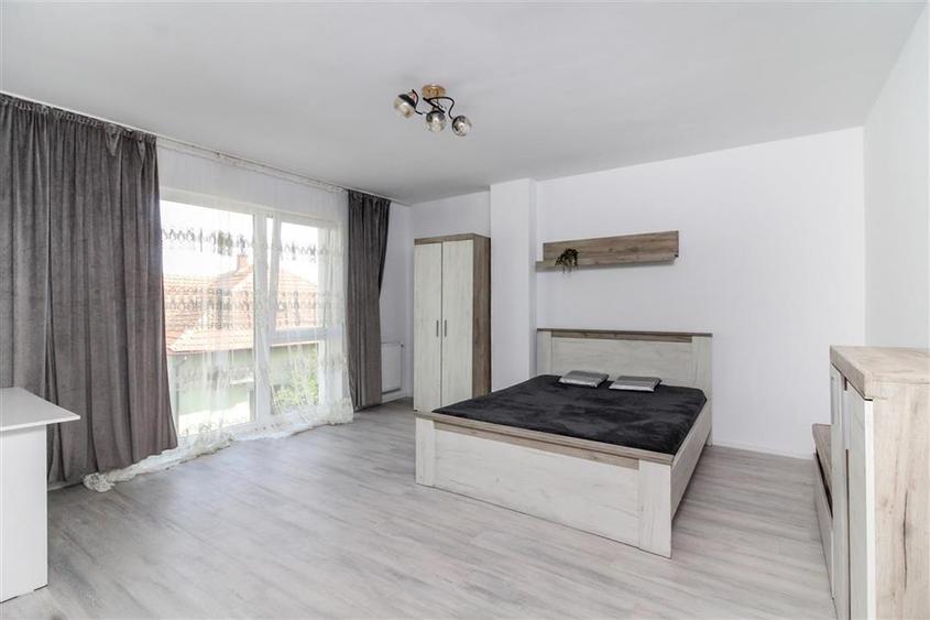 Apartament 2 camere decomandate + 3 locuri de parcare | Marasti