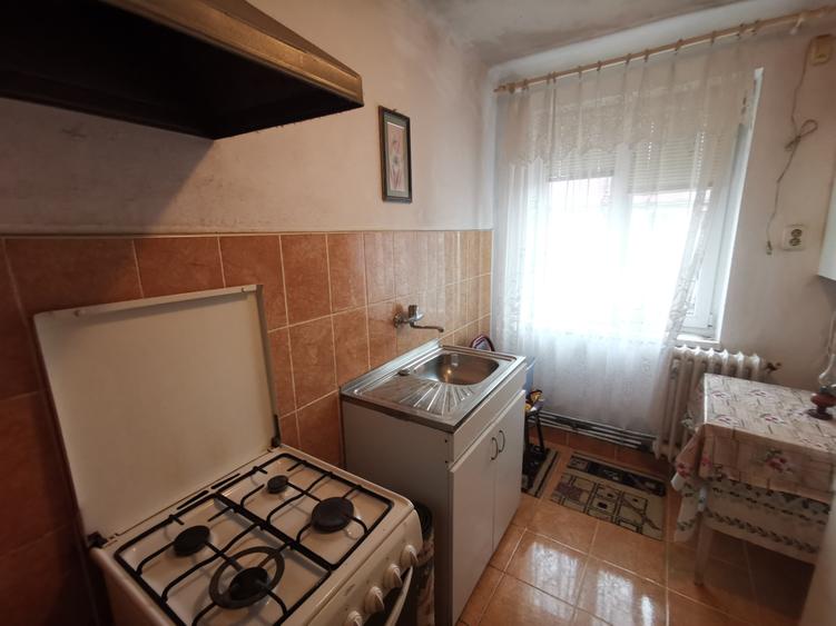 Apartament 3 camere  zona Rapsodia