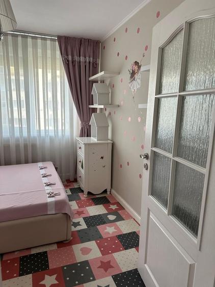 Apartament spațios cu 3 camere de închiriat – Bulevardul Dacia, Oradea