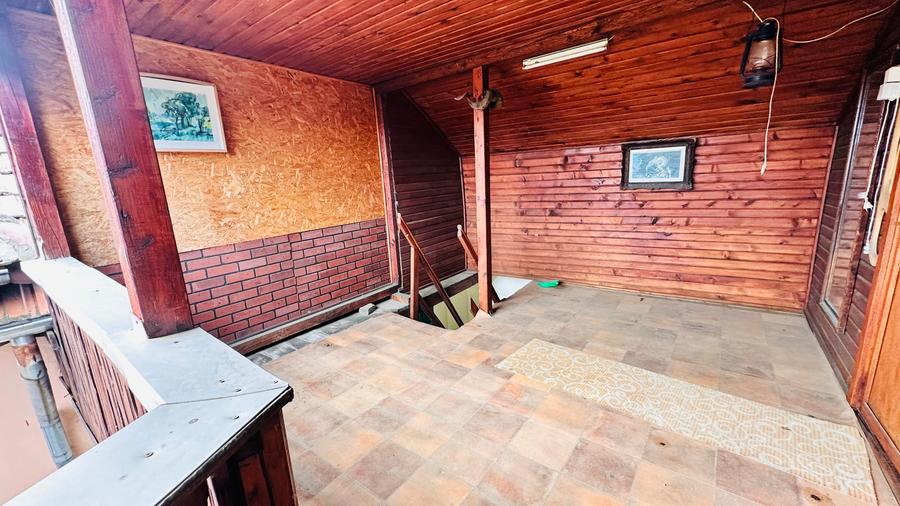 Casa P+ 1  4 cam  180 mp