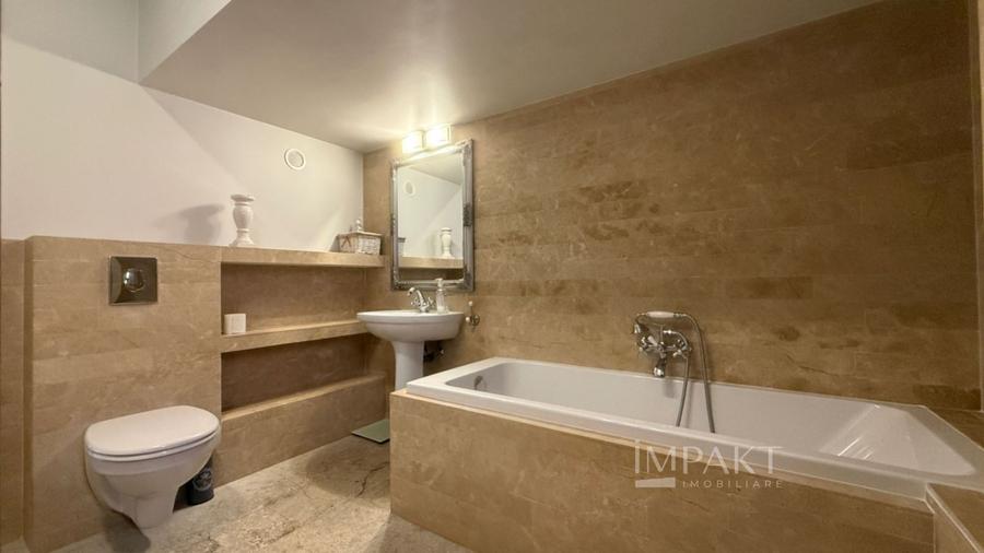Apartament modern la vila cu gradina si teren 263mp aproape de centru