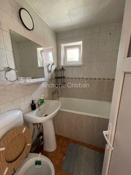 Apartament de închiriat cu 2 camere în zona Băneasa sector 1 - 5