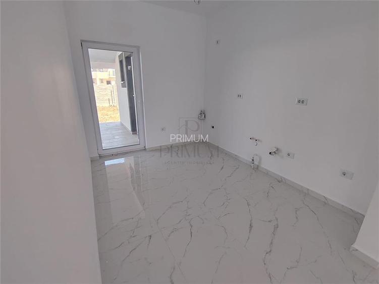 Duplex 3 camere - teren generos - compartimentare excelenta - 6